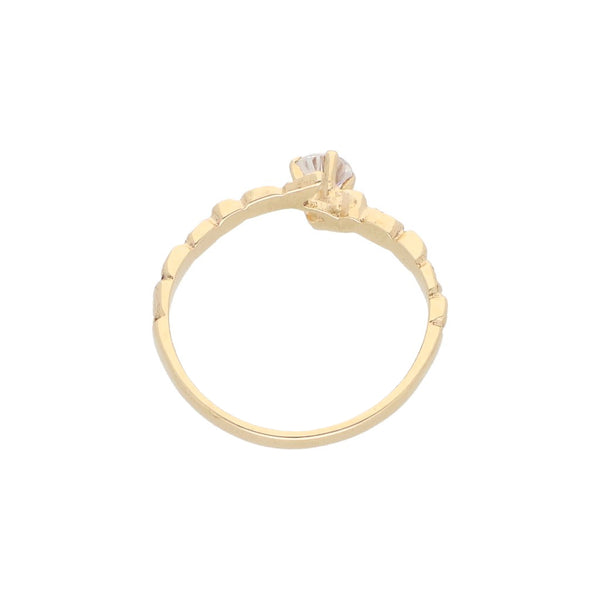 Anillo diseño especial con circonia en oro amarillo 14 kilates.