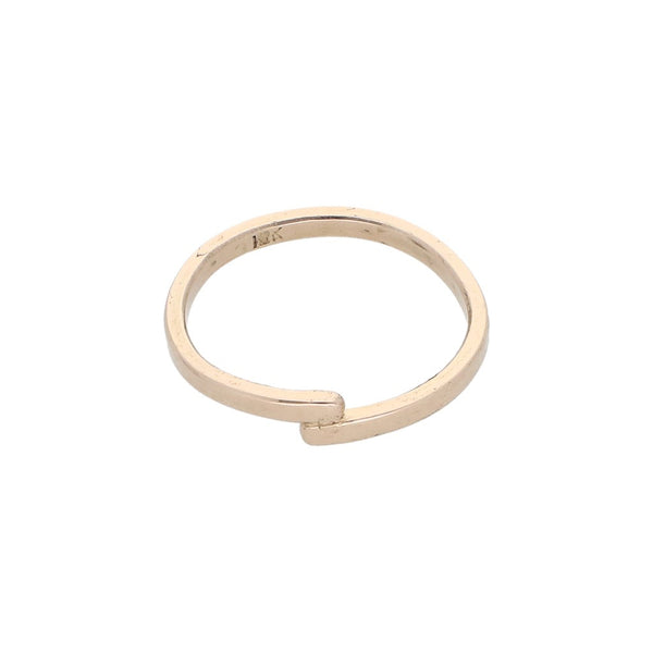 Anillo liso en oro blanco 18 kilates.