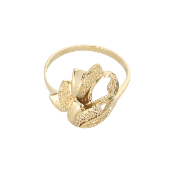 Anillo estilizado en oro amarillo 14 kilates.