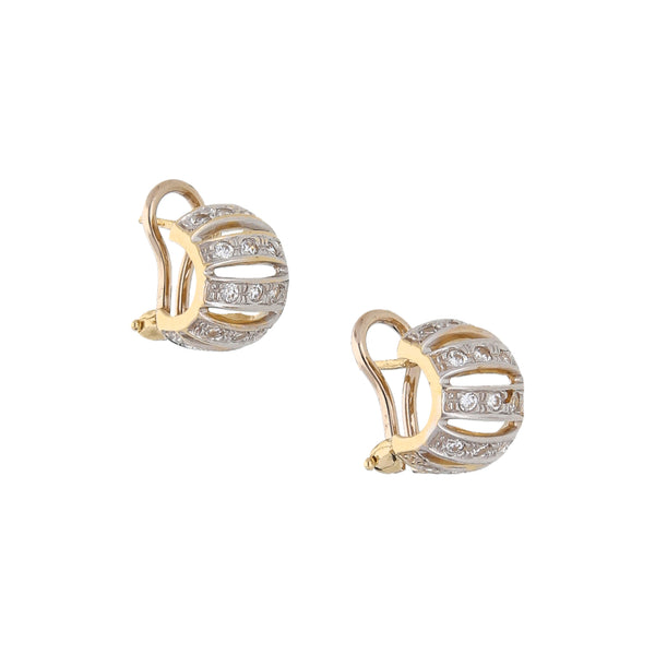 Aretes calados con circonias en oro amarillo 14 kilates.