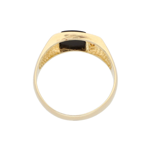 Anillo diseño especial con ónix y circonias en oro amarillo 14 kilates.