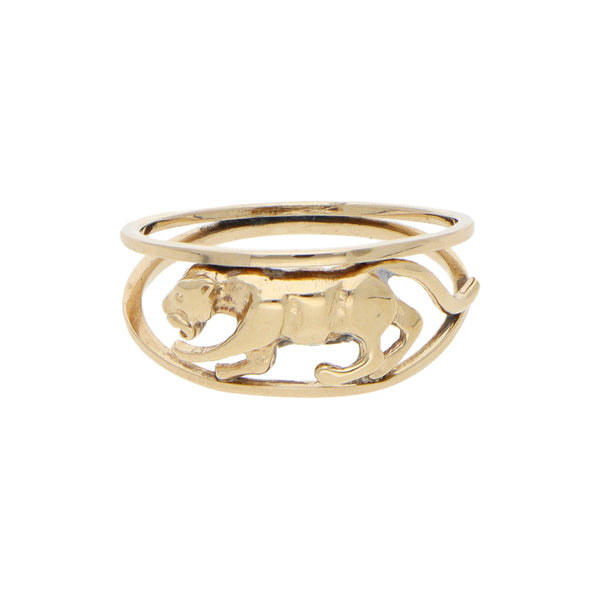 Anillo calado motivo felino en oro amarillo 14 kilates.