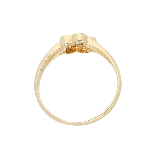 Anillo diseño especial motivo floral con circonias en oro amarillo 14 kilates.