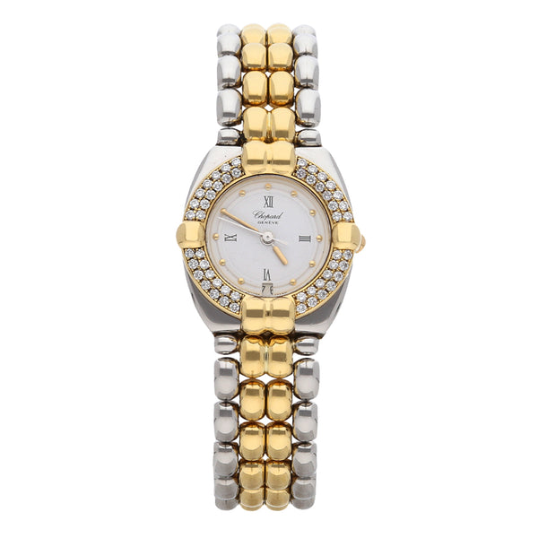 Reloj Chopard para dama modelo Gstaad vistas oro amarillo 18 kilates.