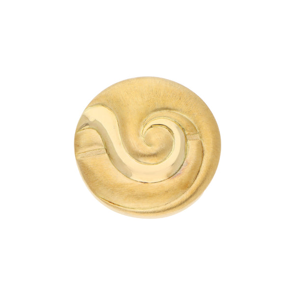 Prendedor diseño especial en oro amarillo 18 kilates.