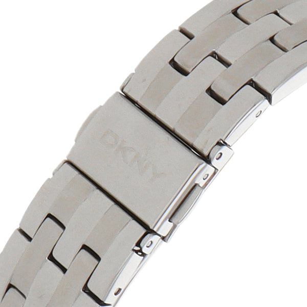 Reloj DKNY para dama en acero inoxidable.