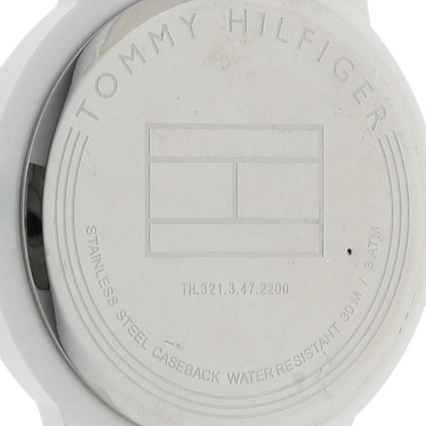 Reloj Tommy Hilfiger para dama en plástico.