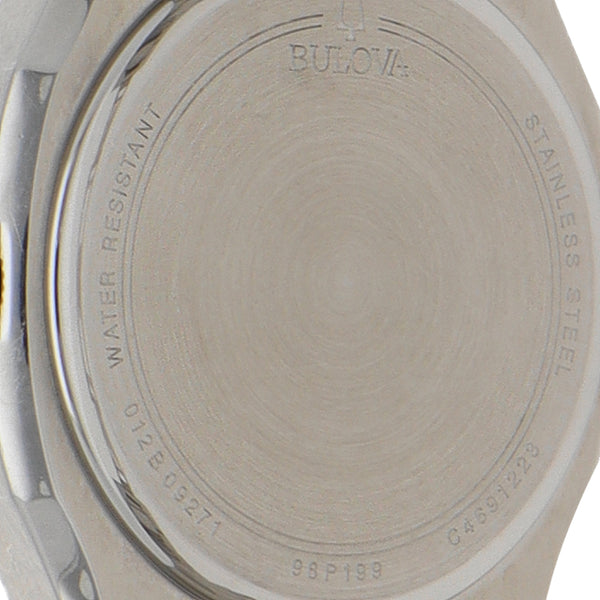 Reloj Bulova para dama modelo Surveyor.