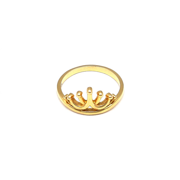 Anillo estilizado motivo corona en oro amarillo 14 kilates.