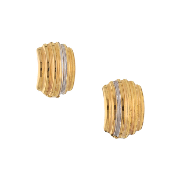 Aretes laminados en oro amarillo 14 kilates.