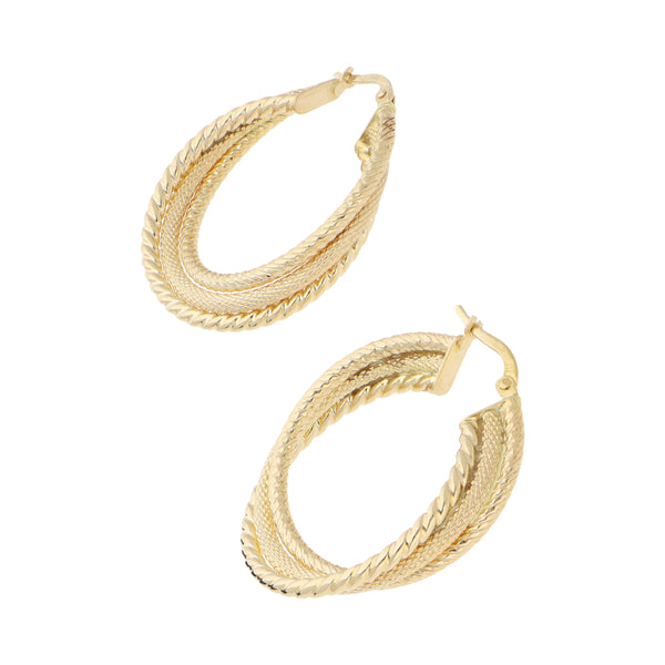 Arracadas diseño especial en oro amarillo 14 kilates.