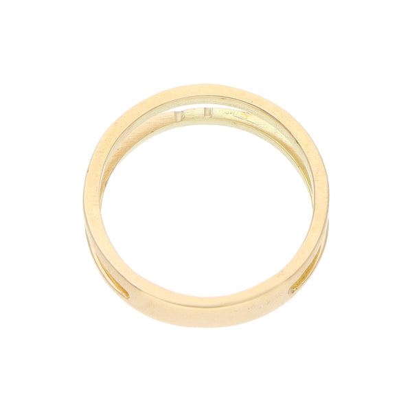 Anillo calado liso en oro amarillo 14 kilates.