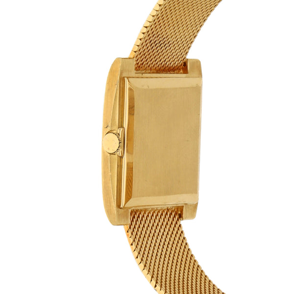 Reloj Longines para caballero modelo Conquest en oro amarillo 18 kilates.