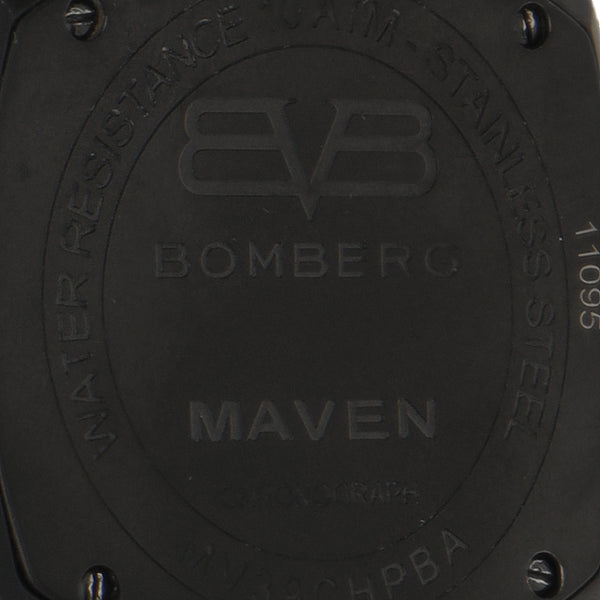 Reloj Bomberg para caballero modelo Maven.