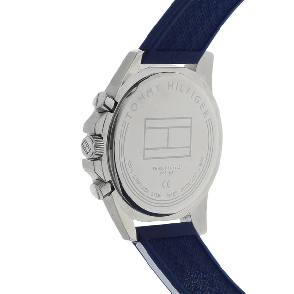 Reloj Tommy Hilfiger para caballero caja en acero inoxidable correa plástico.