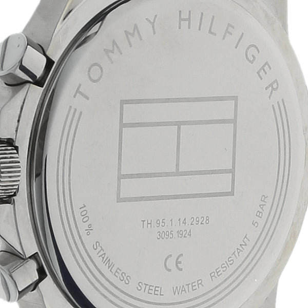 Reloj Tommy Hilfiger para caballero caja en acero inoxidable correa plástico.