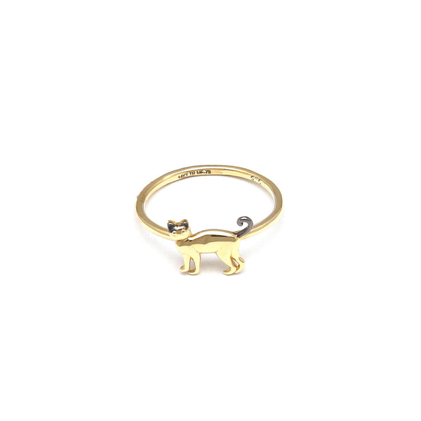 Anillo diseño especial motivo gato con esmalte en oro amarillo 14 kilates.