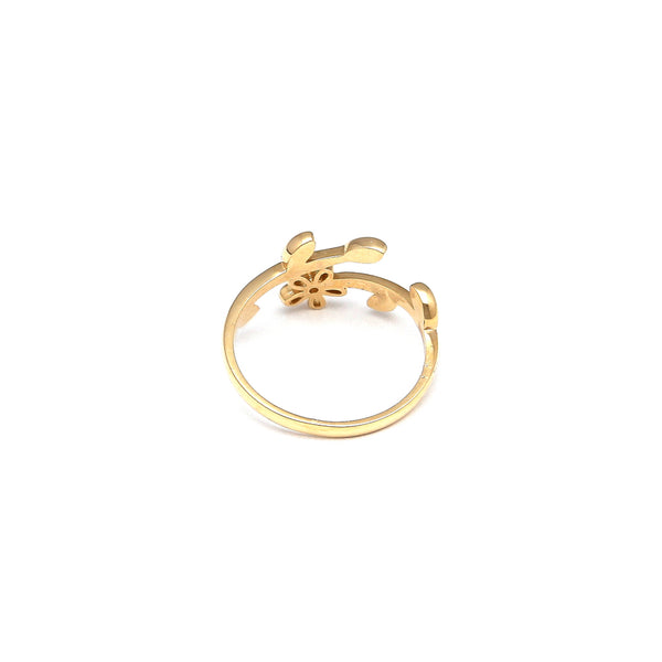 Anillo diseño especial motivo flor con circonia en oro amarillo 14 kilates.