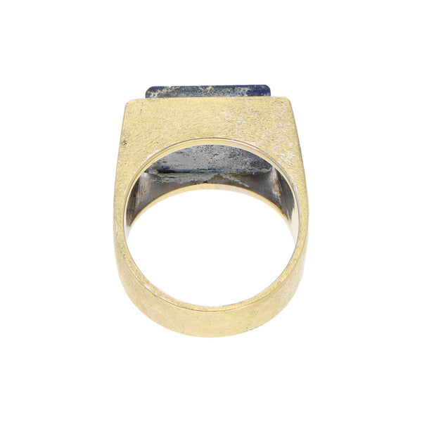 Anillo diseño especial con laspislazuli en oro amarillo 18 kilates.