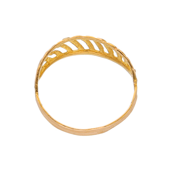 Anillo calado en oro amarillo 18 kilates.