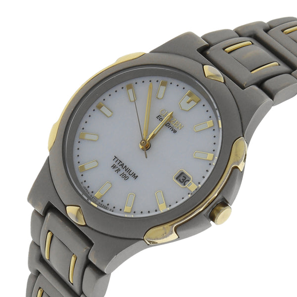 Reloj Citizen para caballero modelo Eco-Drive.