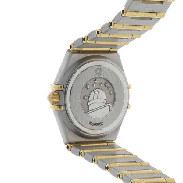 Reloj Omega para dama modelo Constellation con vistas en oro amarillo 18 kilates.