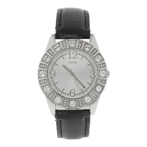 Reloj Guess para dama caja en acero correa piel.