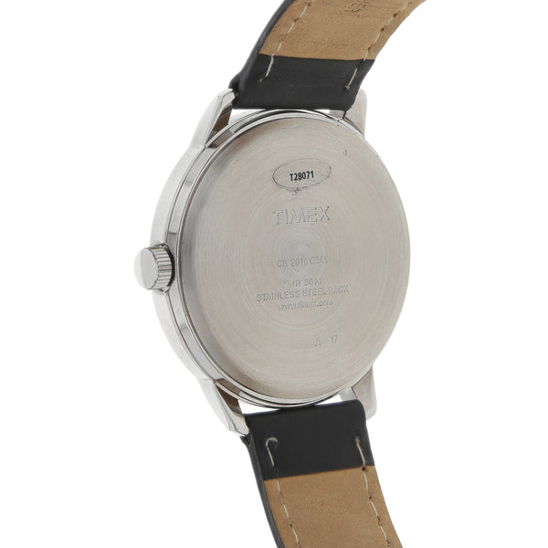 Reloj Timex para caballero caja en acero inoxidable correa piel.