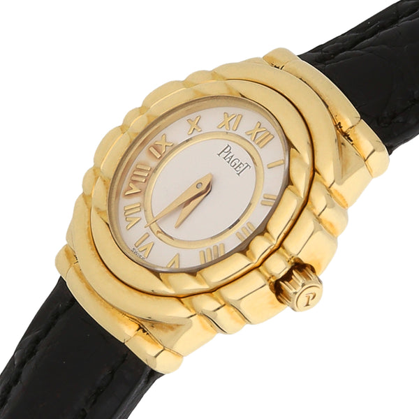 Reloj Piaget para dama modelo Tanagra caja en oro amarillo 18 kilates.