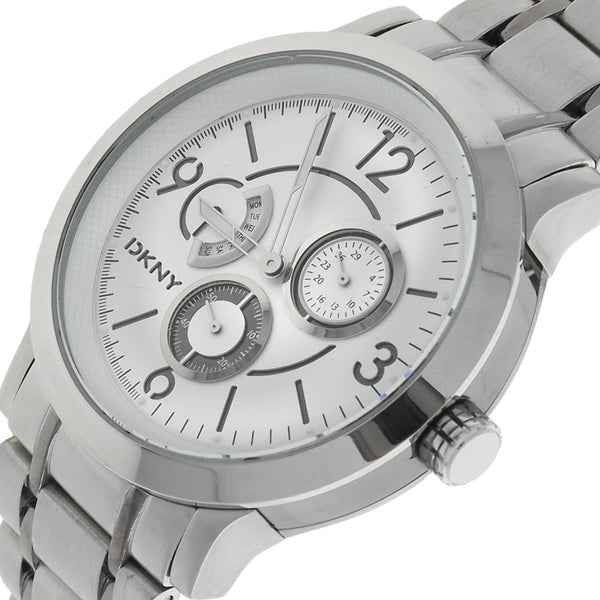 Reloj DKNY para caballero en acero inoxidable.