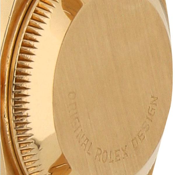 Reloj Rolex para dama modelo Oyster Perpetual DateJust en oro amarillo 18 kilates.