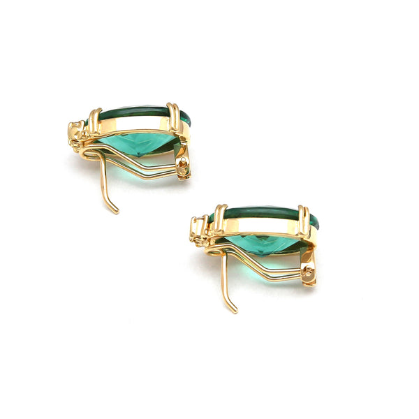Aretes estilizados con diamantes y cuarzo verde en oro amarillo 14 kilates.