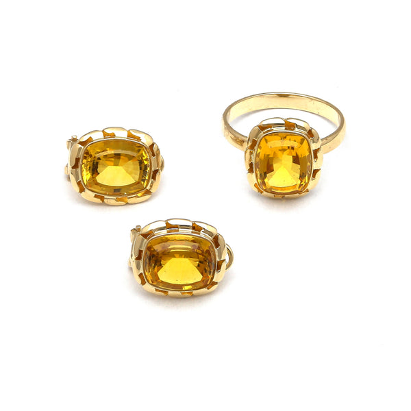 Juego de anillo y aretes calados con citrinos en oro amarillo 14 kilates.