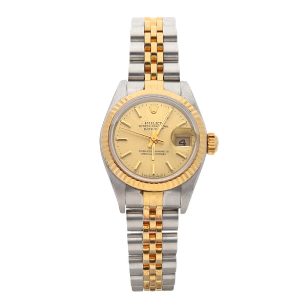 Reloj Rolex para dama modelo Oyster Perpetual Date Just vistas en oro amarillo 18 kilates.