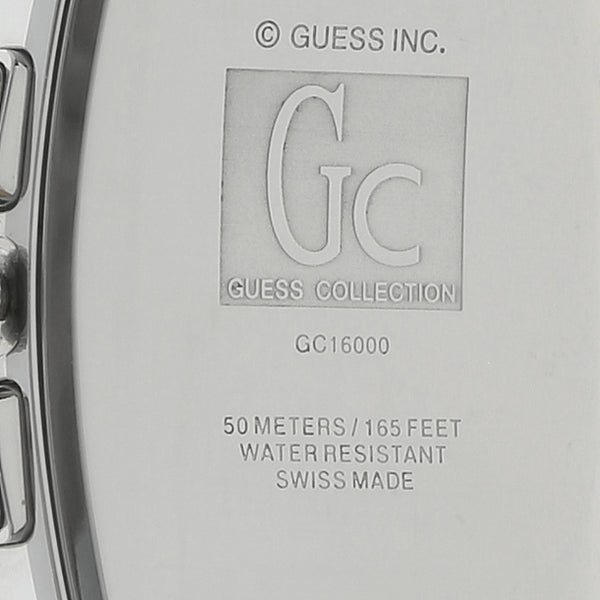 Reloj Guess para caballero caja en acero correa piel.