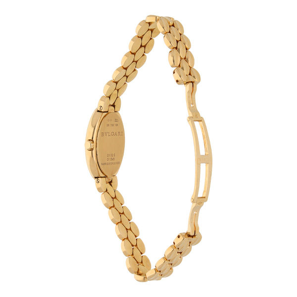 Reloj Bulgari para dama modelo Ovale en oro amarillo 18 kilates.