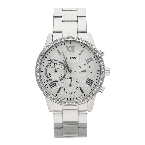 Reloj Guess para dama en acero inoxidable.