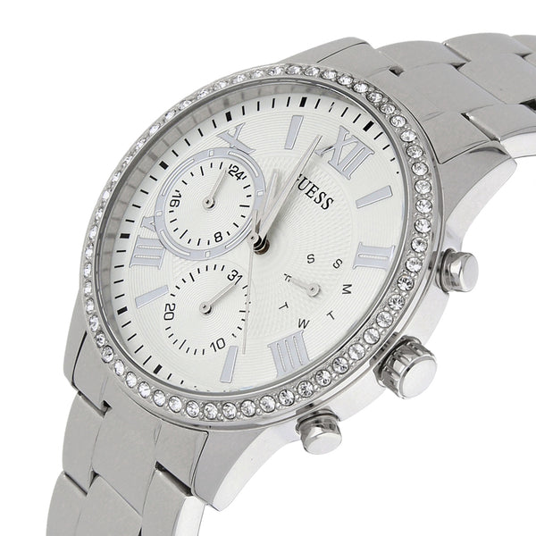 Reloj Guess para dama en acero inoxidable.