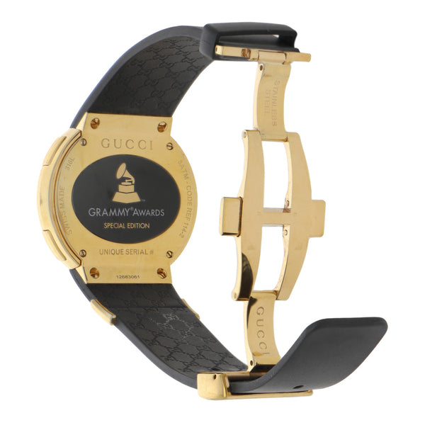 Reloj Gucci para caballero modelo Digital Grammy Awards.