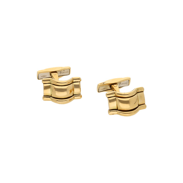 Mancuernillas diseño especial firma Piaget en oro amarillo 18 kilates.