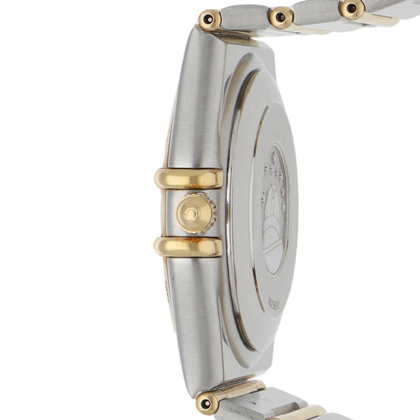 Reloj Omega para caballero modelo Constellation vistas en oro amarillo 18 kilates.