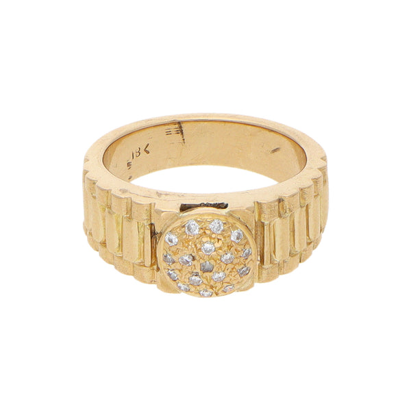 Anillo acanalado con diamantes en oro amarillo 18 kilates.