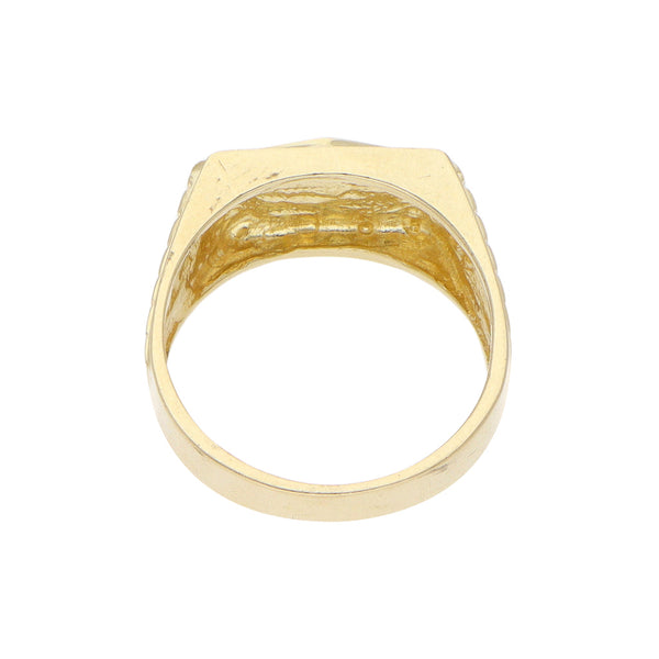 Anillo tipo sello en oro amarillo 14 kilates.