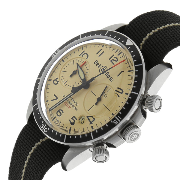 Reloj Bell & Ross para caballero modelo Military Beige.