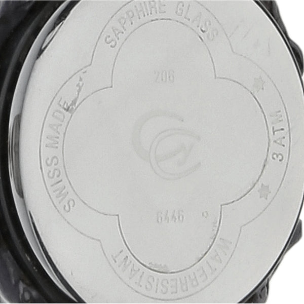 Reloj Carrera y Carrera para dama caja en titanio vistas oro amarillo 18 kilates.