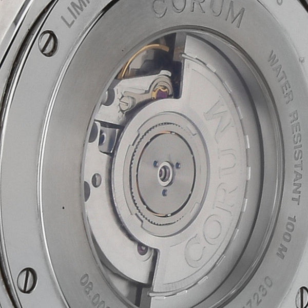 Reloj Corum para caballero modelo Bubble Vanitas Revival.