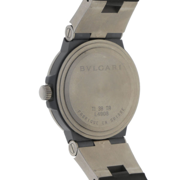 Reloj Bvlgari para caballero modelo Diagono Titanium.