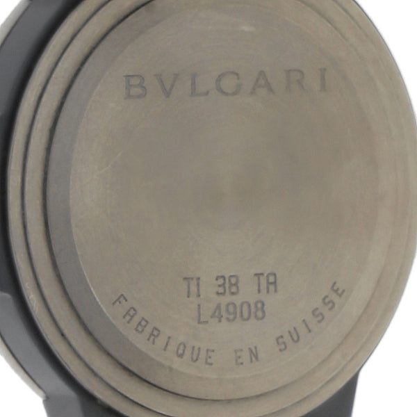 Reloj Bvlgari para caballero modelo Diagono Titanium.