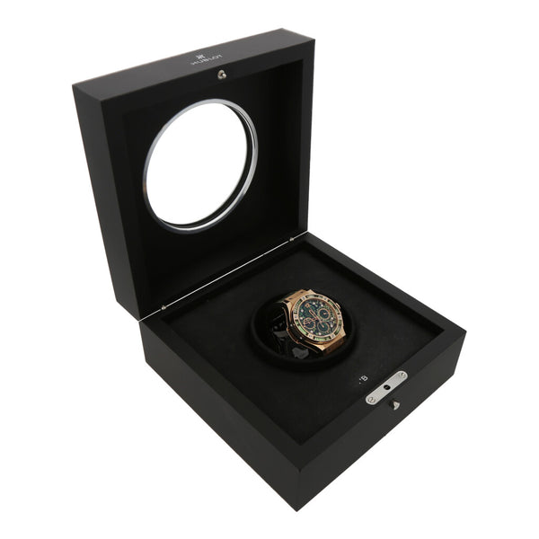 Reloj Hublot para caballero modelo Big Bang Boa caja en oro amarillo 18 kilates.