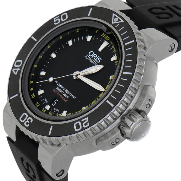 Reloj Oris para caballero modelo Aquis Depth Gauge.